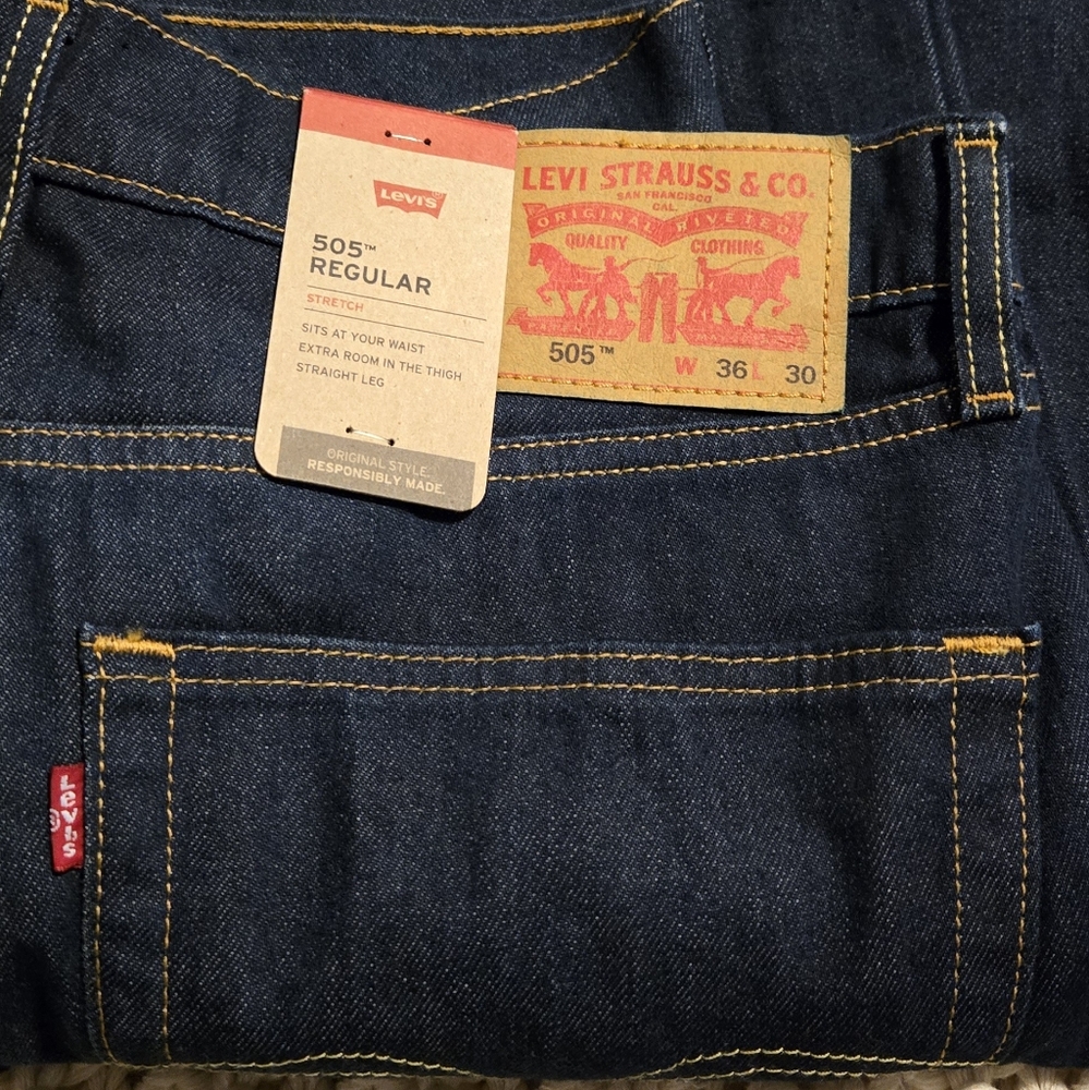 NWT Levi's 505 Deep Blue Denim Jeans